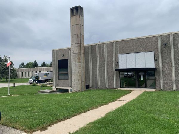 38 Pond Lane, Middlebury, VT 05753