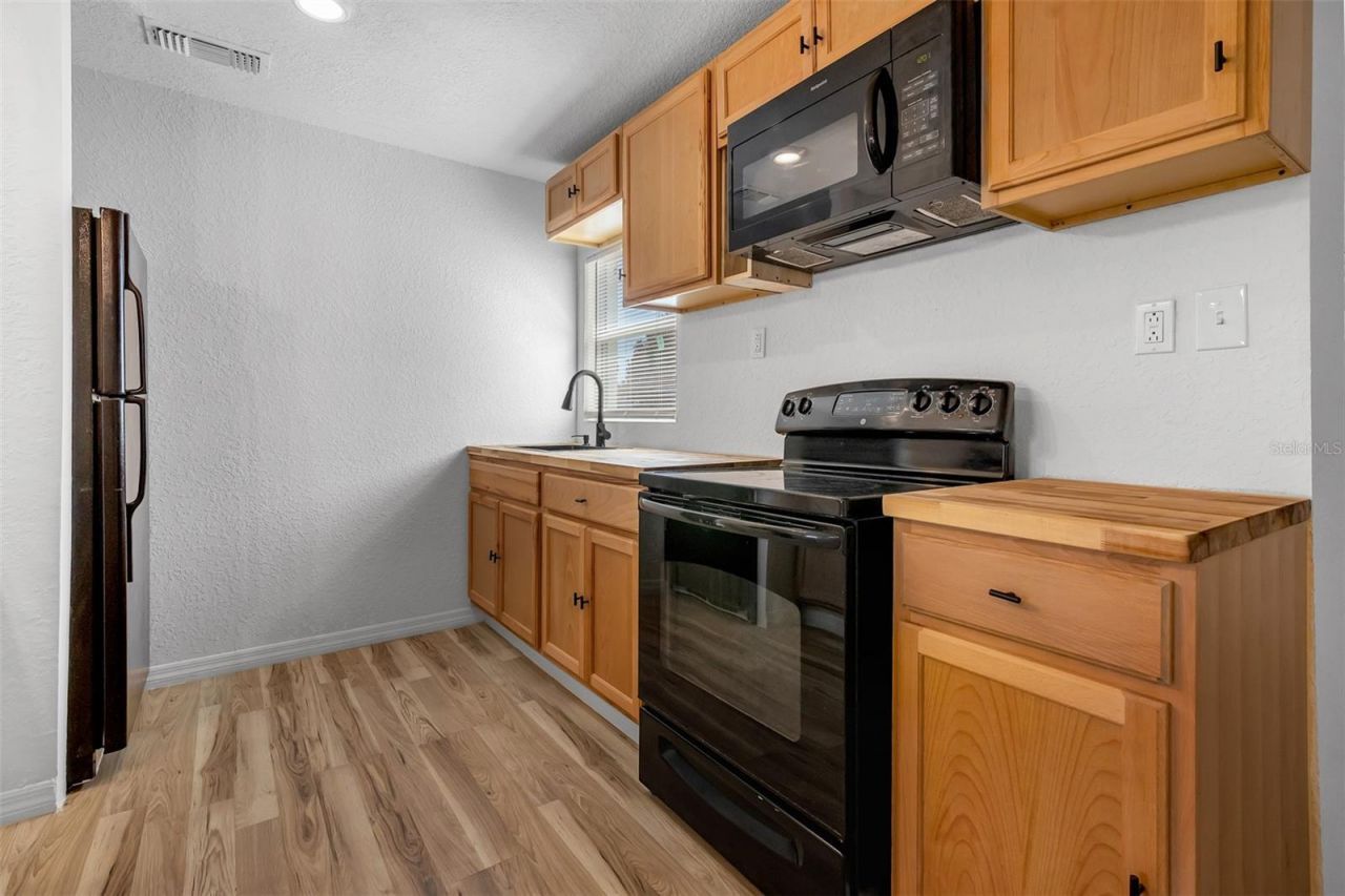 6146 Dahlia Drive, Orlando, FL 32807 Photo