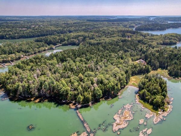 44-4 Windrush Lane , Boothbay, ME 04537