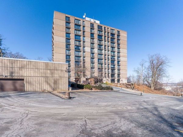 1800 7th Street , Unit 10E, East Moline, IL 61244