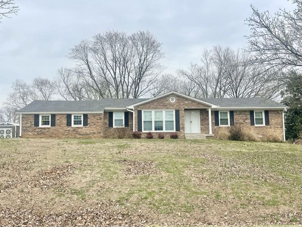 667 Midway St , Lewisburg, TN 37091