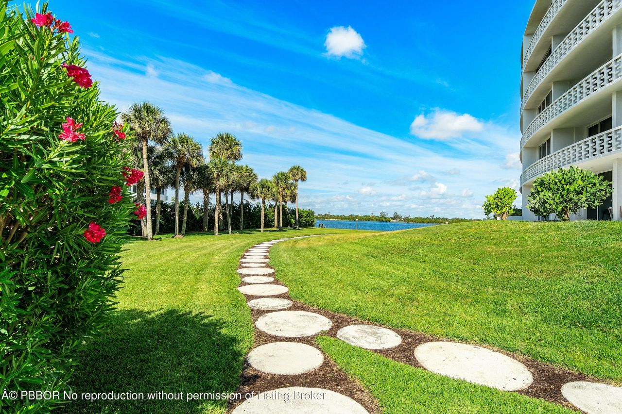 2760 S Ocean Boulevard, Unit 313, Palm Beach, FL 33480 Photo