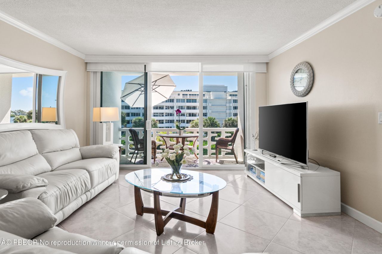 2760 S Ocean Boulevard, Unit 313, Palm Beach, FL 33480 Photo