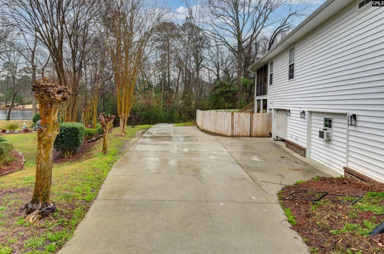 303 Vista Springs Circle Photo 12