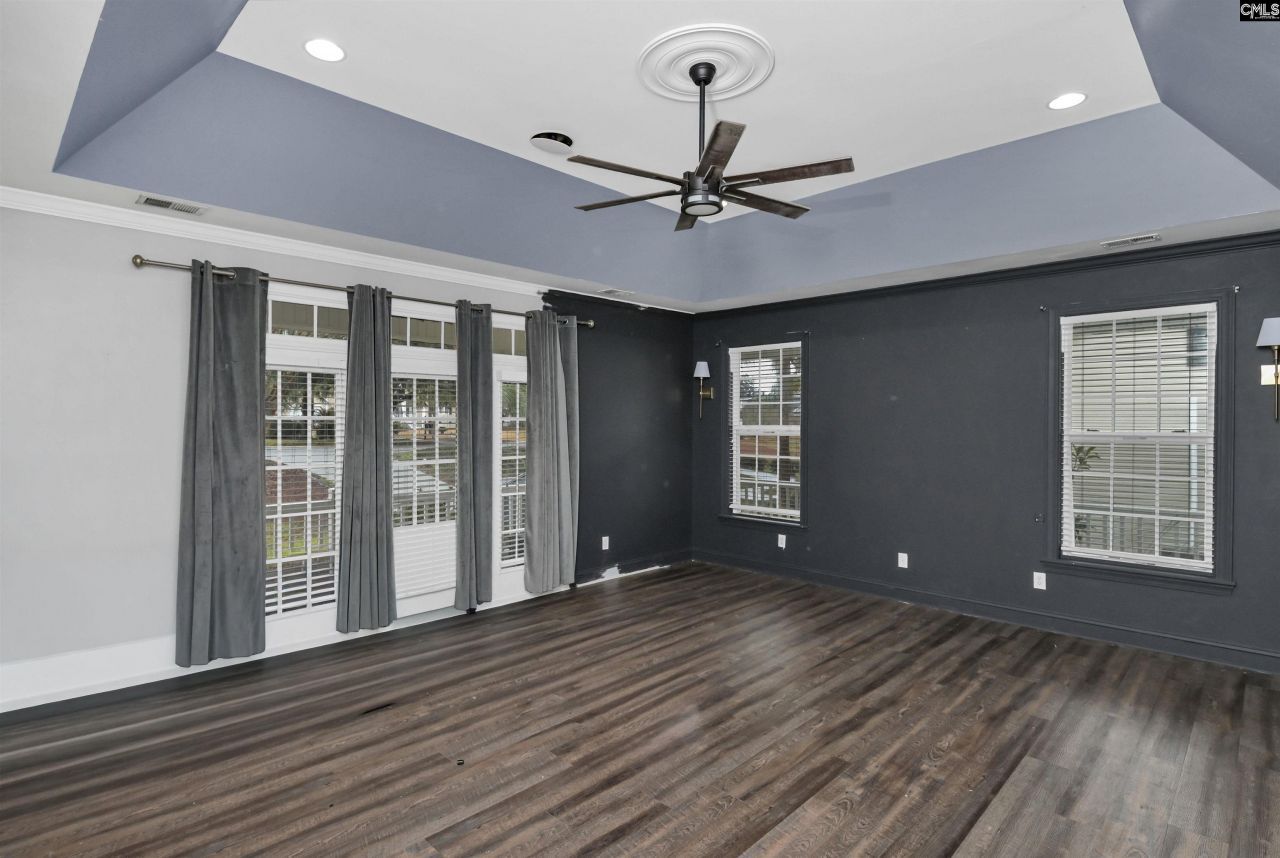 303 Vista Springs Circle Photo 18