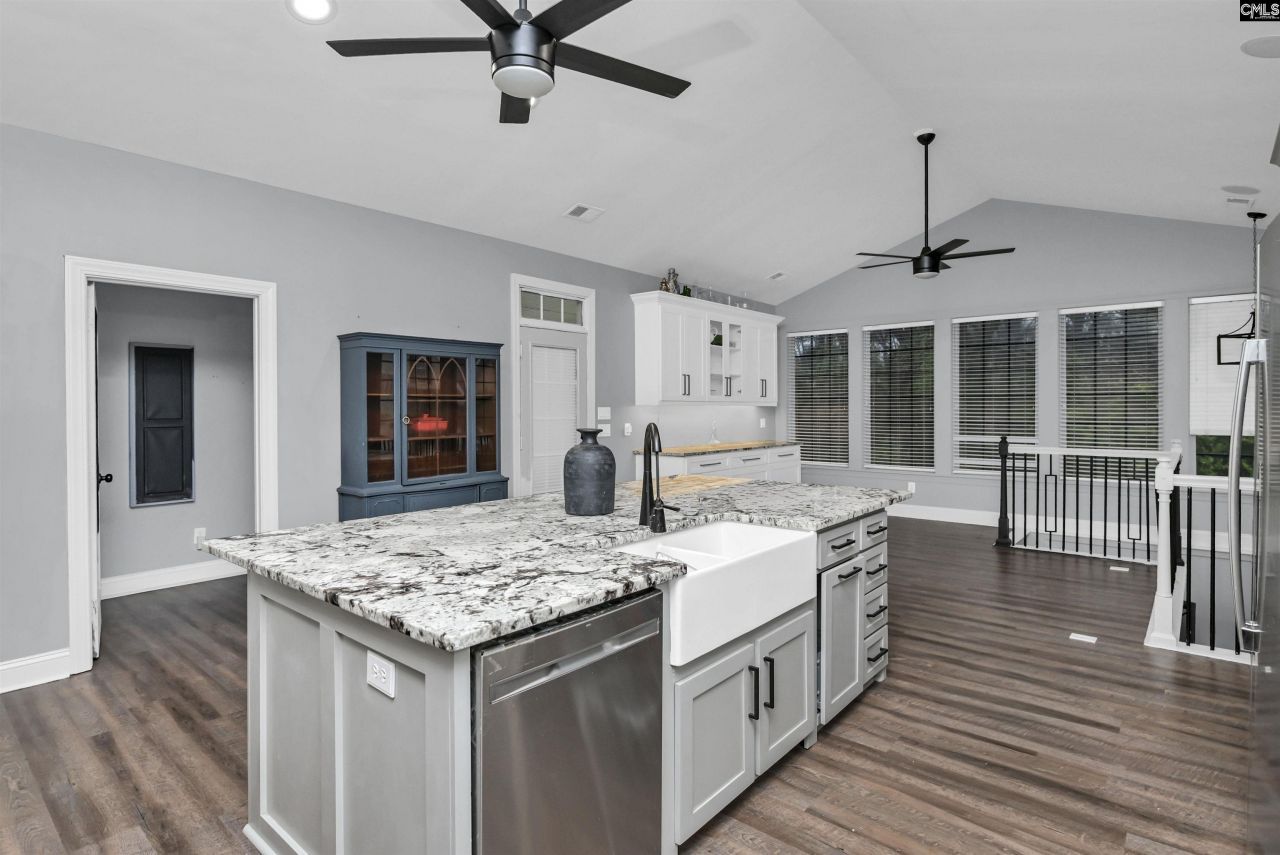 303 Vista Springs Circle Photo 22