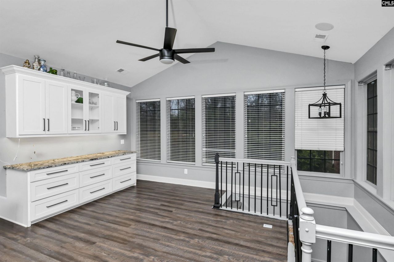 303 Vista Springs Circle Photo 23