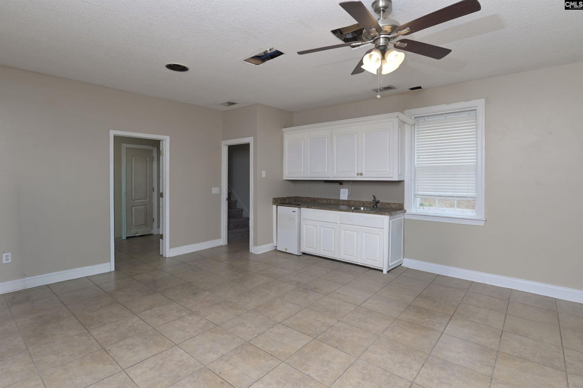 303 Vista Springs Circle Photo 32