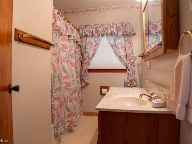 4216 State Road , New Franklin, OH 44319 Photo 17