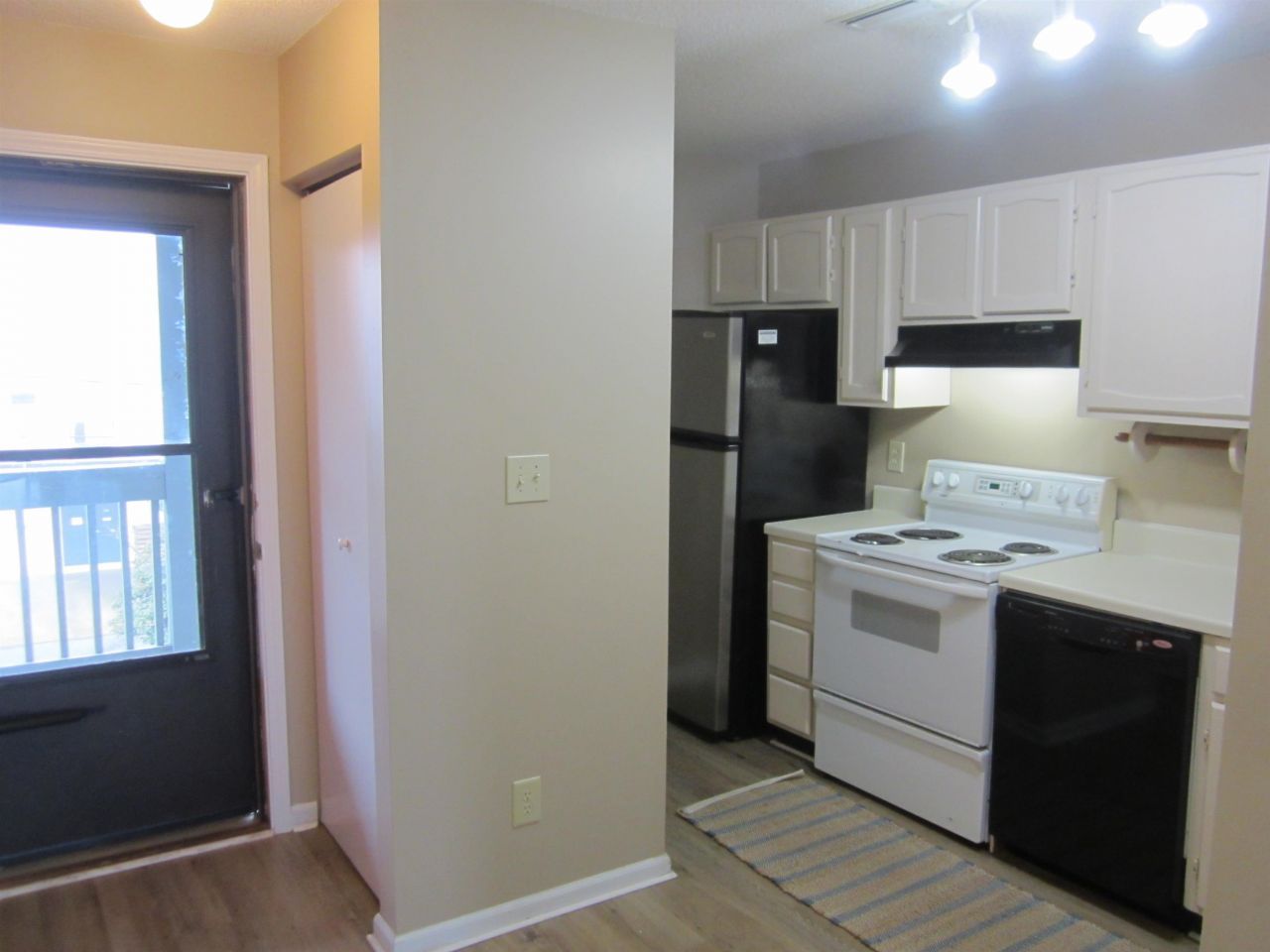 7700 Porcher Dr. Photo 10