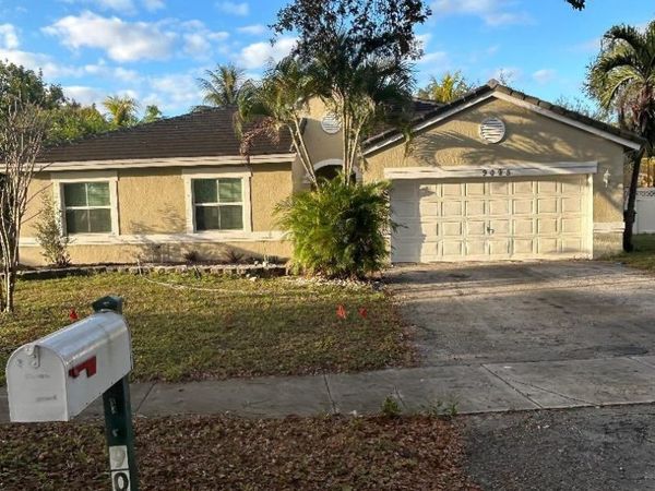 9095 SW 20th St, Miramar, FL 33025