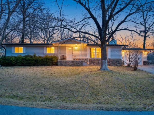 35 Kensington Drive , Bella Vista, AR 72715