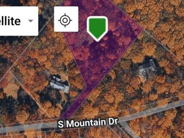 4825 S MOUNTAIN DRIVE, EMMAUS, PA 18049