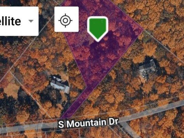 4825 S MOUNTAIN DRIVE, EMMAUS, PA 18049