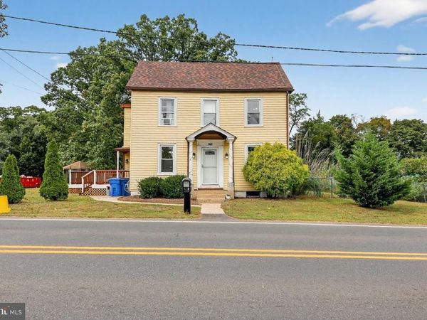 1115 BRIDGEBORO ROAD, BEVERLY, NJ 08010