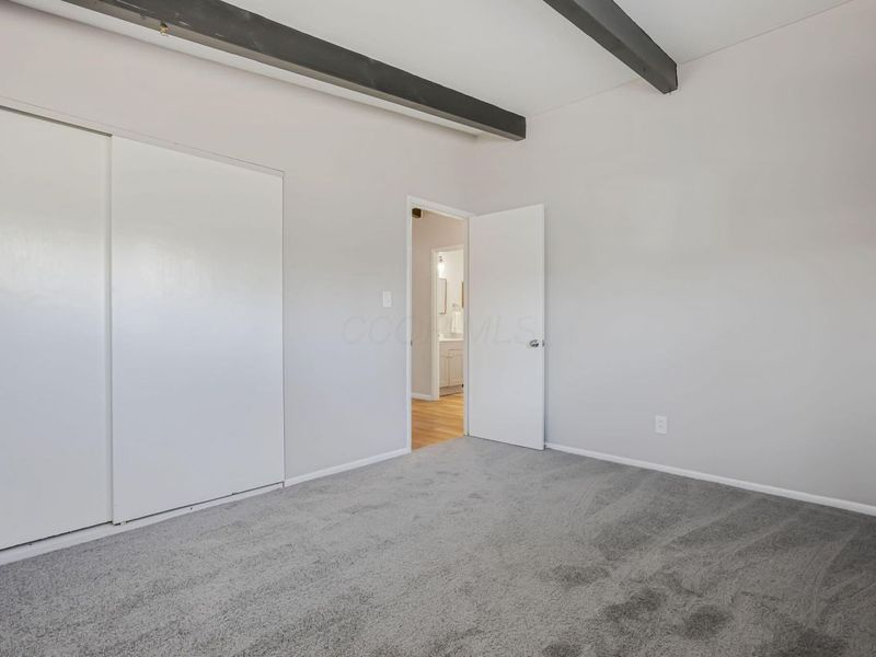 984 Sunbury Road , Columbus, OH 43219 Photo 31