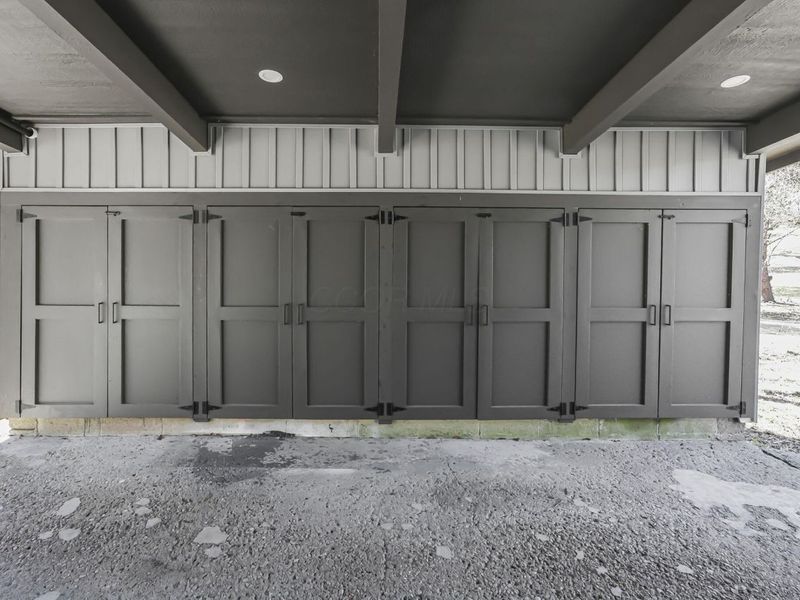 984 Sunbury Road , Columbus, OH 43219 Photo 4