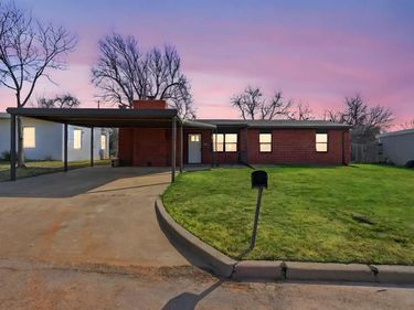 809 NW 33rd st, LAWTON, OK 73505