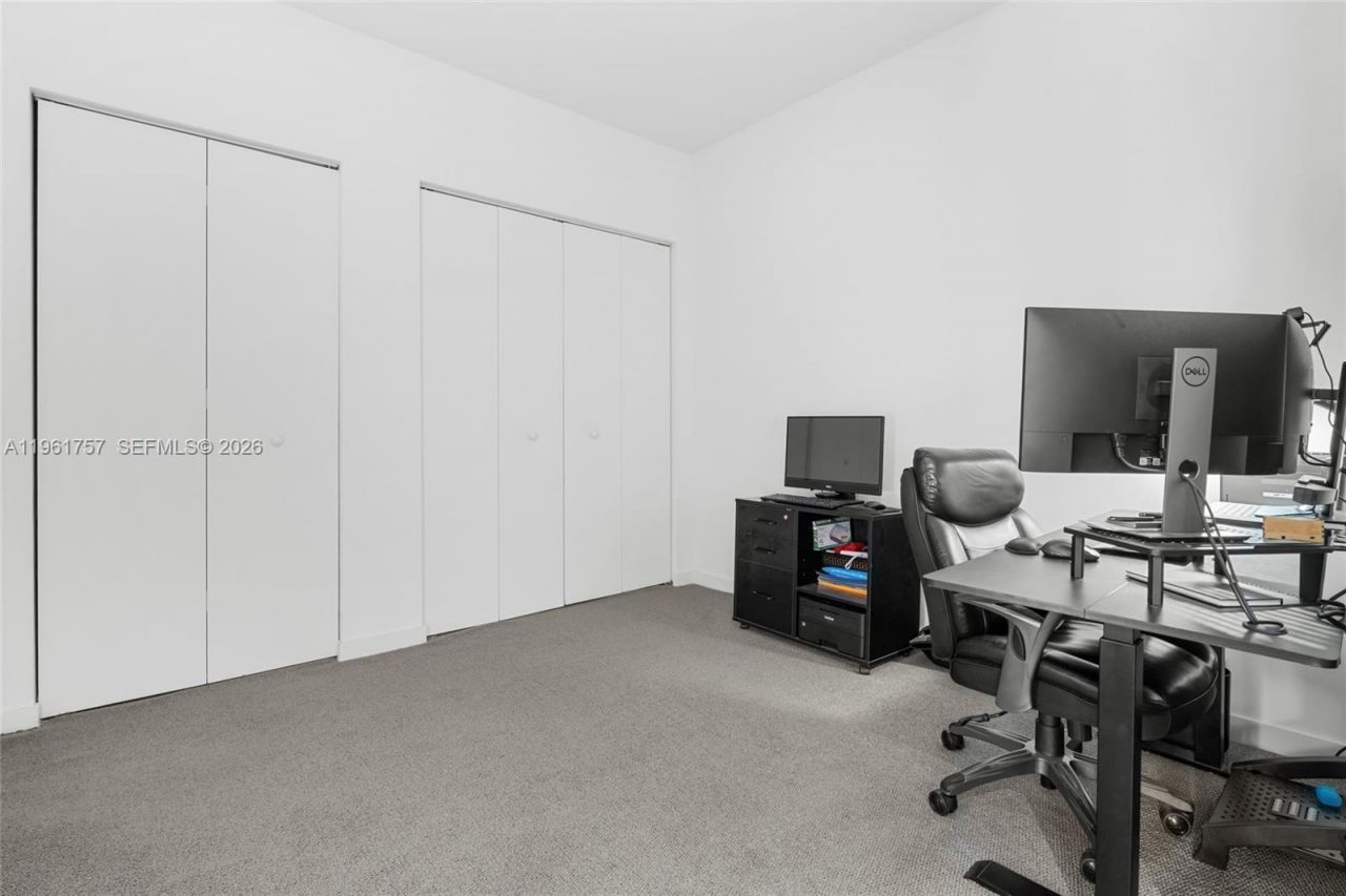 1100 S Miami Ave , Unit 1602, Miami, FL 33130 Photo