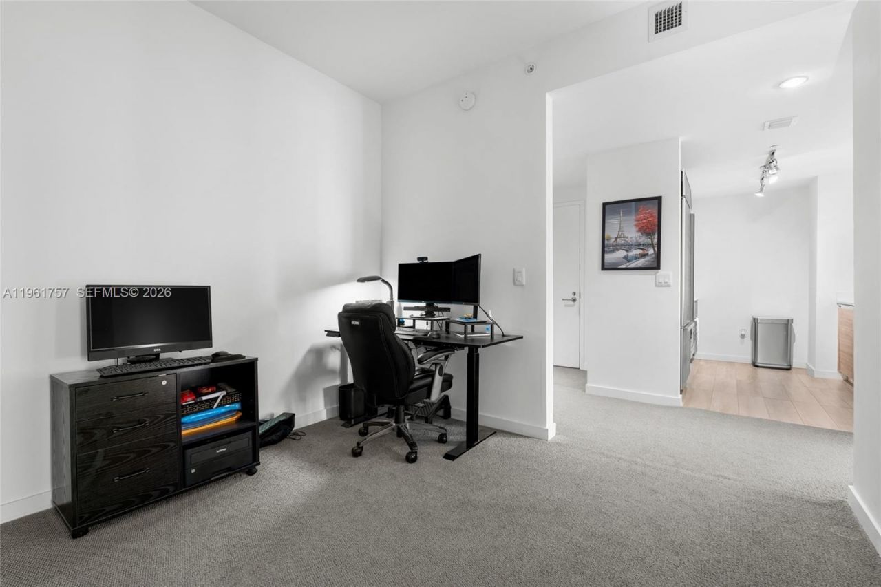 1100 S Miami Ave , Unit 1602, Miami, FL 33130 Photo