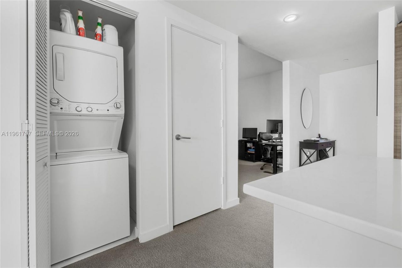 1100 S Miami Ave , Unit 1602, Miami, FL 33130 Photo