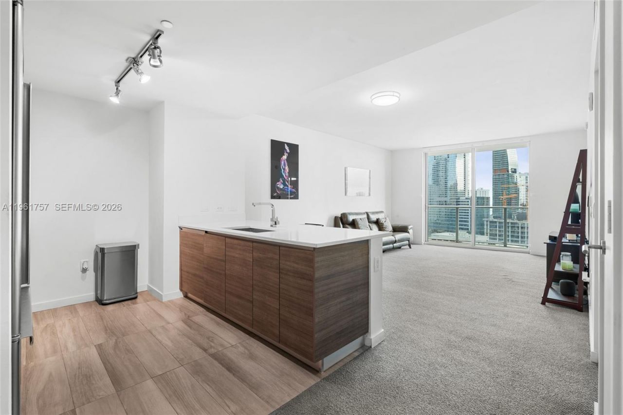 1100 S Miami Ave , Unit 1602, Miami, FL 33130 Photo