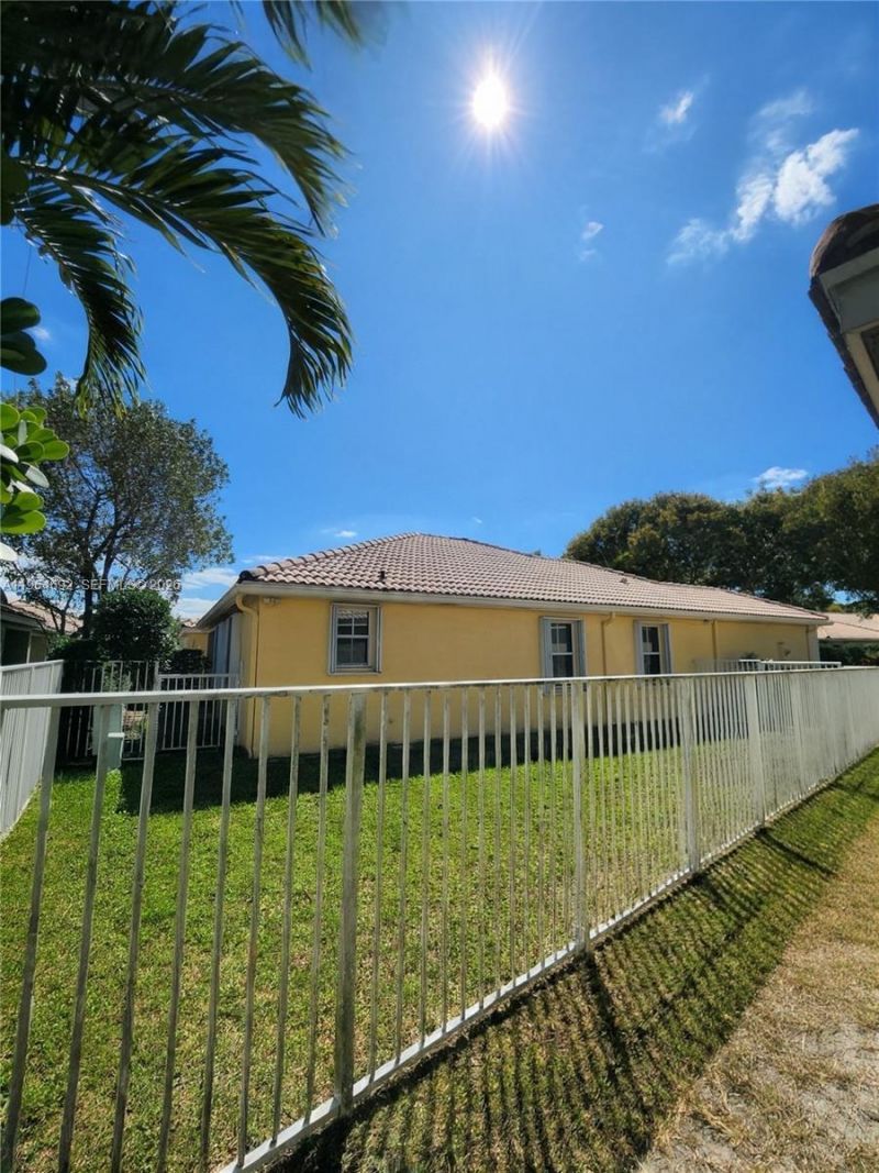 4309 Pine Ridge Ct , Weston, FL 33331 Photo