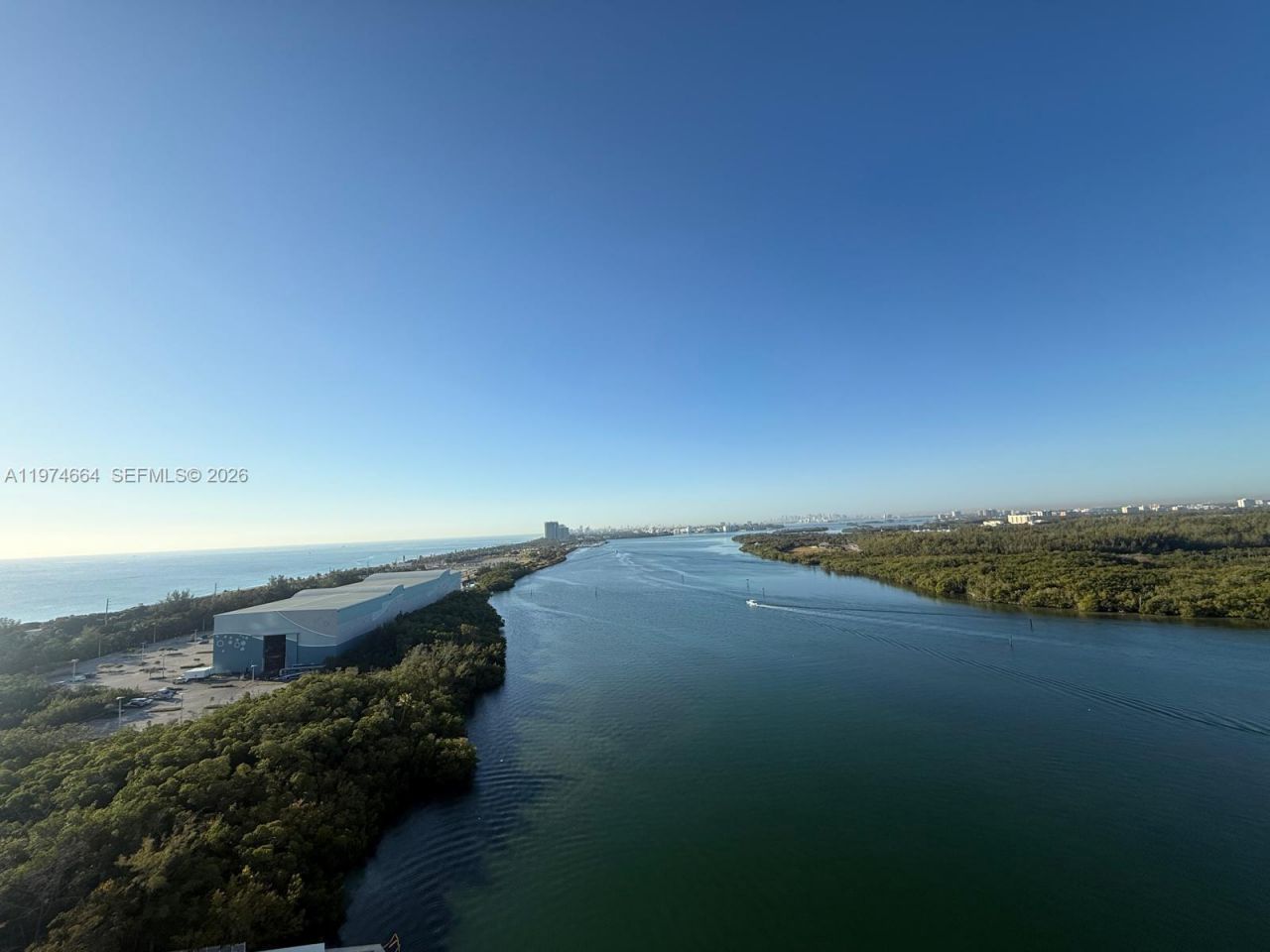 300 Bayview Dr, Unit 2106, Sunny Isles Beach, FL 33160 Photo