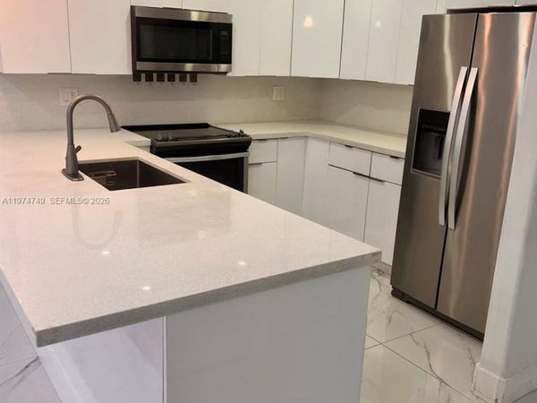 10525 SW 112th Ave, Unit 118, Miami, FL 33176