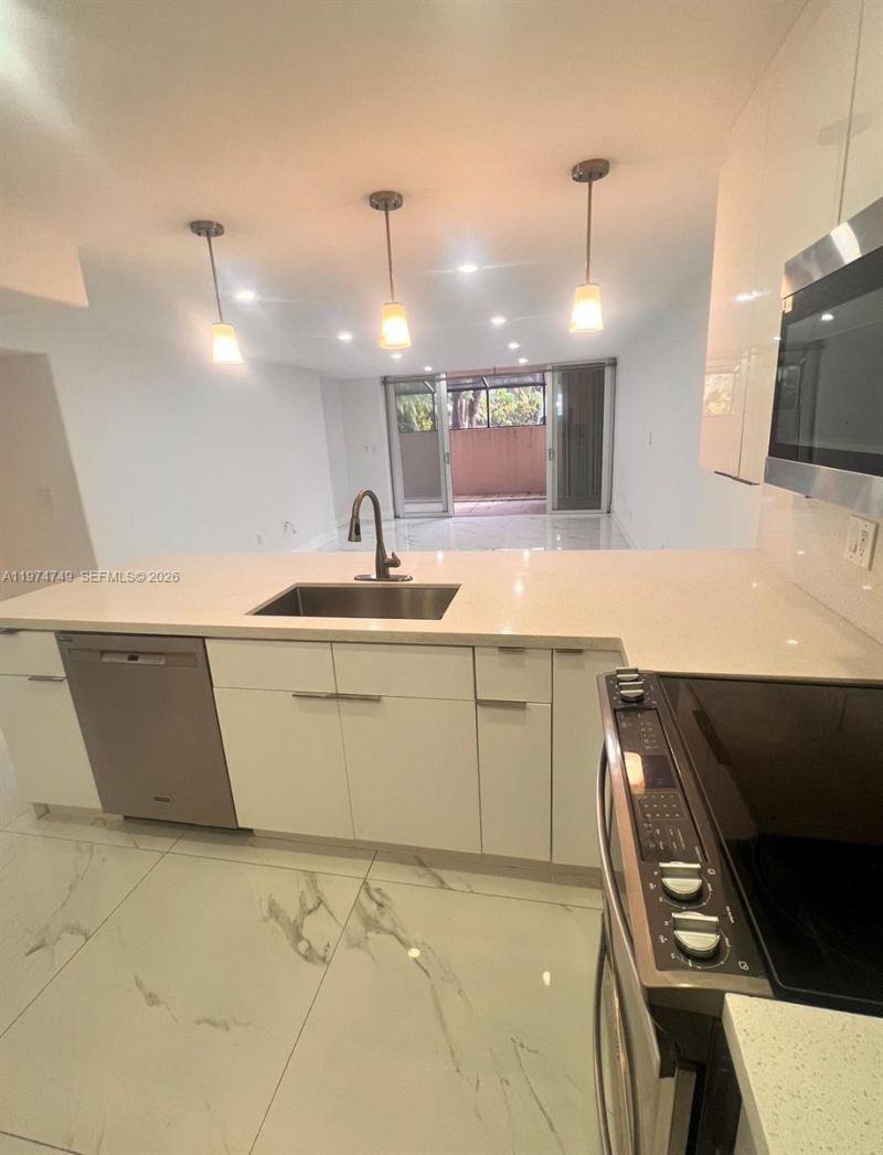 10525 SW 112th Ave, Unit 118, Miami, FL 33176 Photo