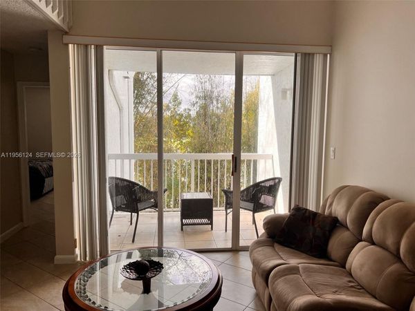 4878 NW 97th Pl , Unit 290, Doral, FL 33178