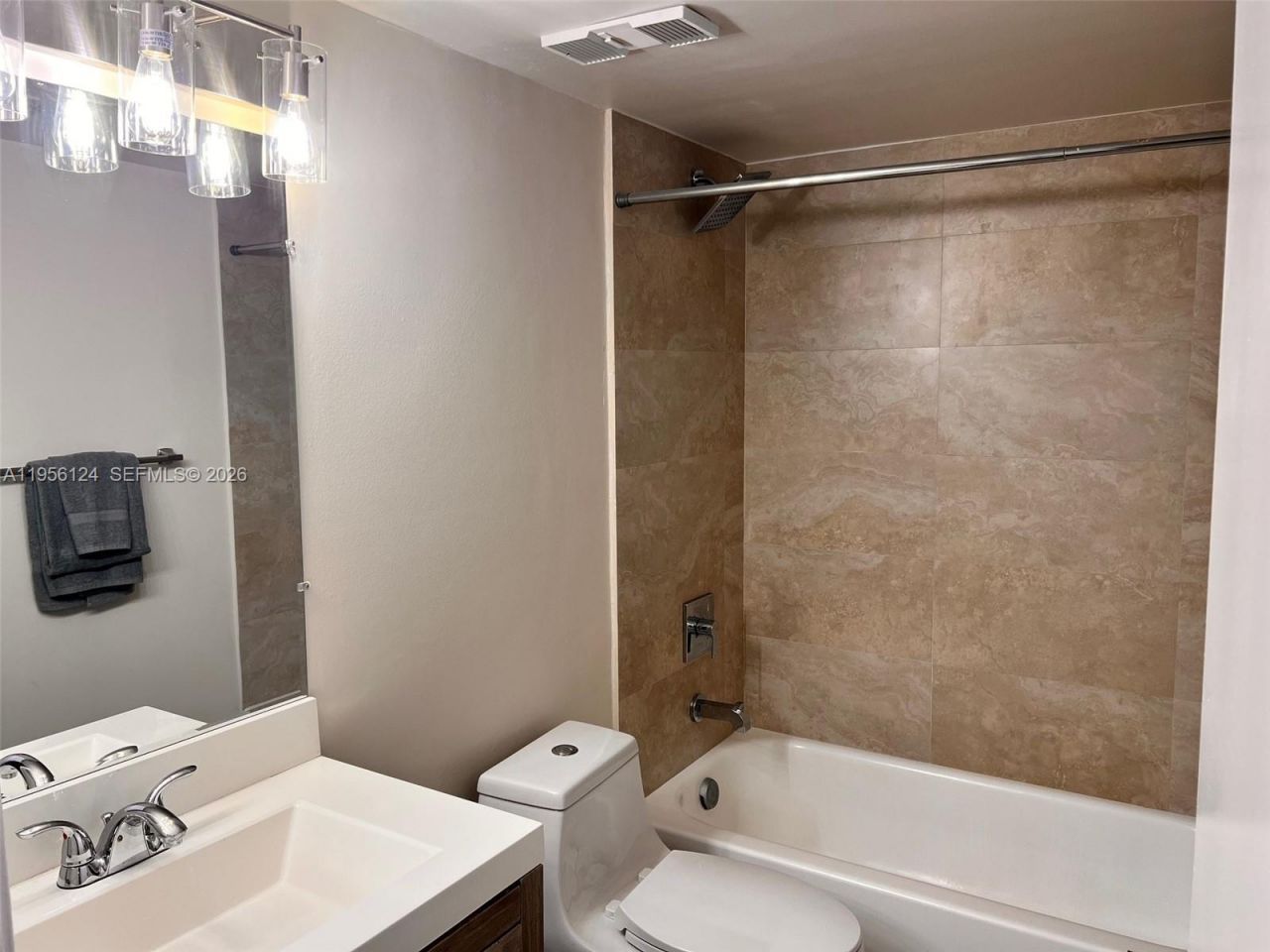 4878 NW 97th Pl , Unit 290, Doral, FL 33178 Photo