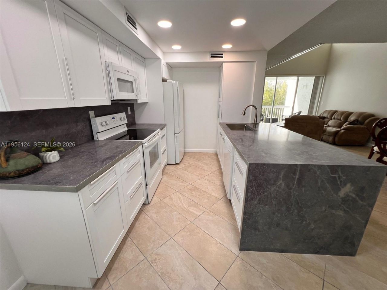 4878 NW 97th Pl , Unit 290, Doral, FL 33178 Photo