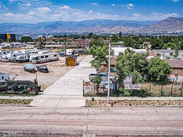 26068 5th, San Bernardino, CA 92410