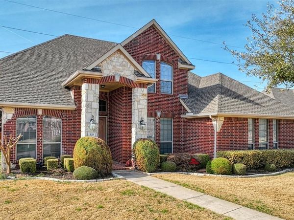 221 Chapel Hill Drive, Prosper, TX 75078