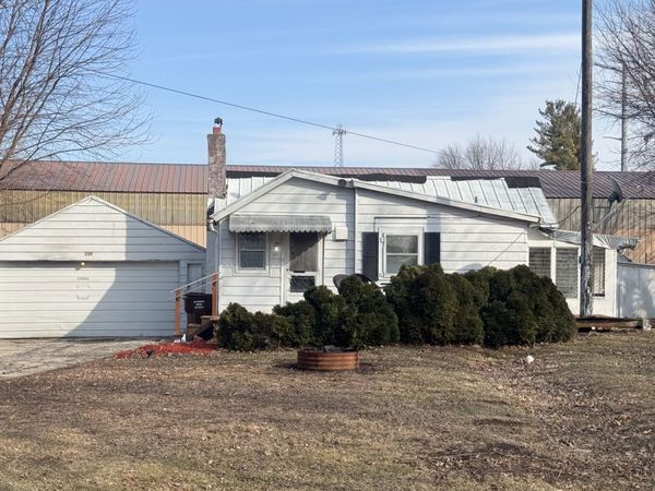 230 Reed Street , Pecatonica, IL 61063