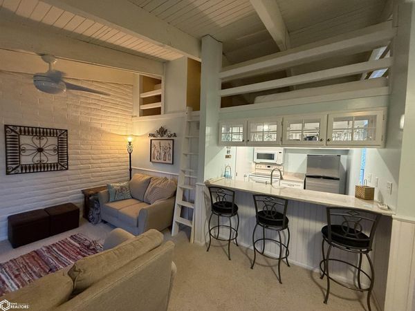 2700 N Shore Drive, Unit E1-16A, Clear Lake, IA 50428