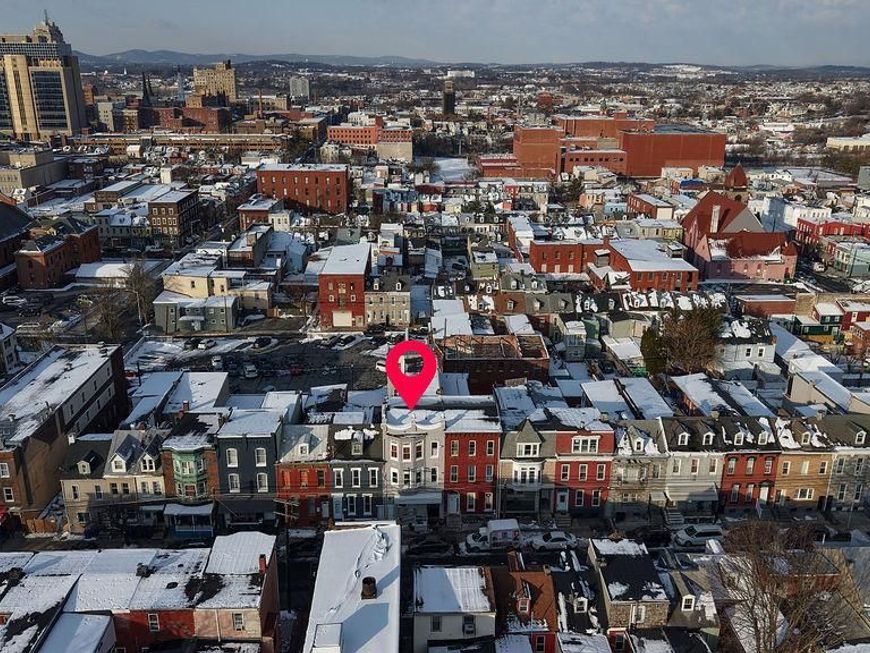 226 N 10th Street, Reading, PA 19601 Main Photo