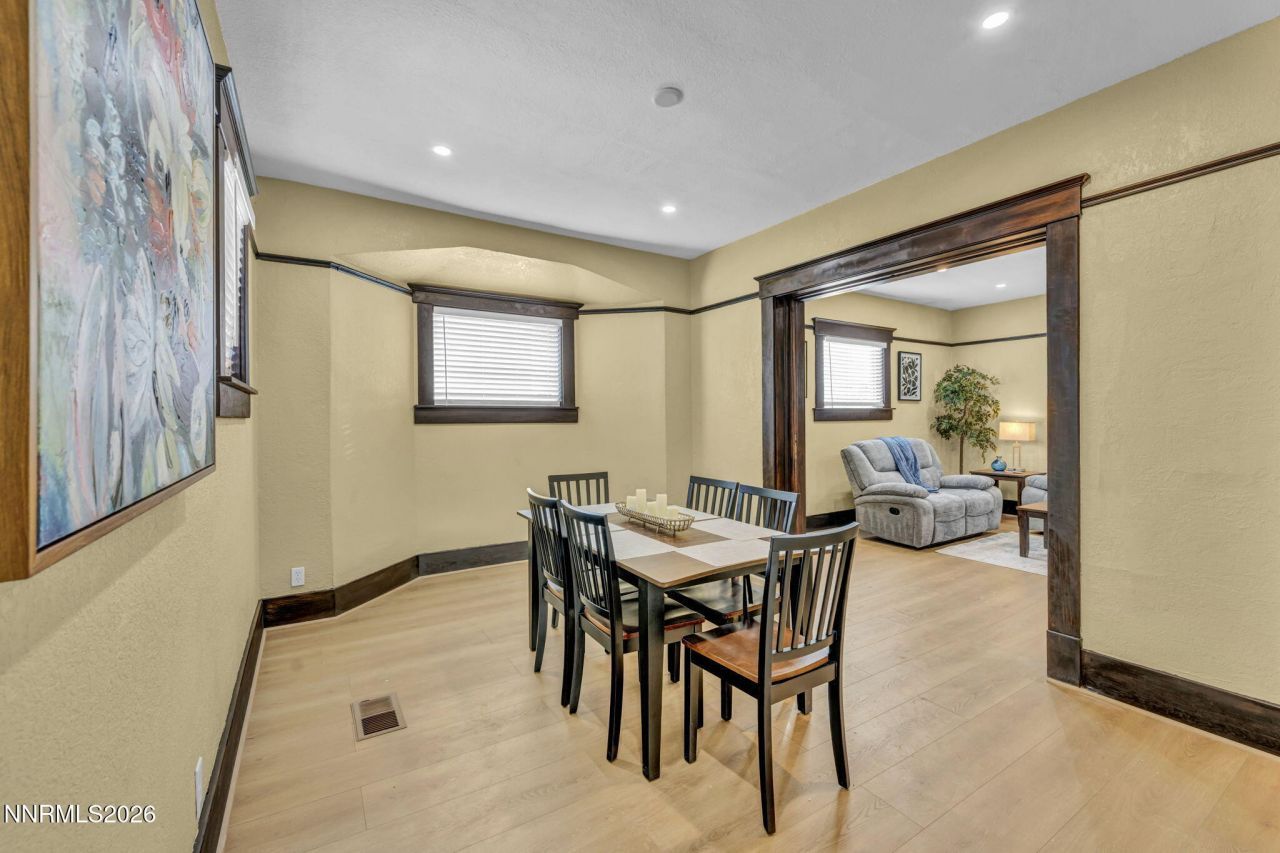 33 W 8th Street, Reno, NV 89503 Photo