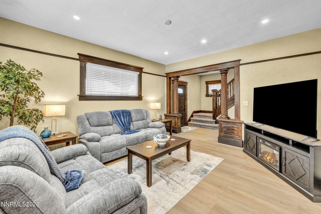 33 W 8th Street, Reno, NV 89503 Photo