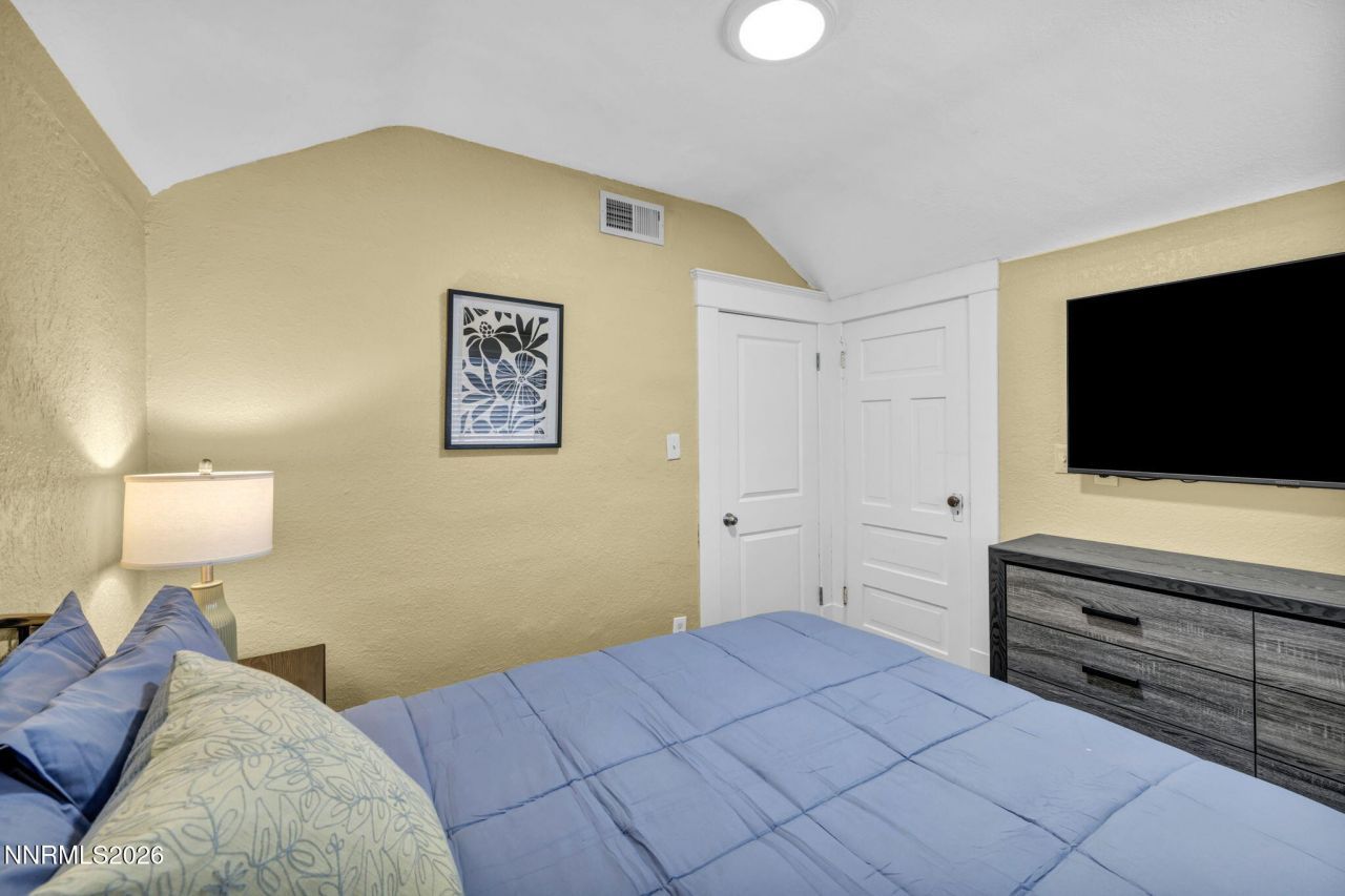 33 W 8th Street, Reno, NV 89503 Photo