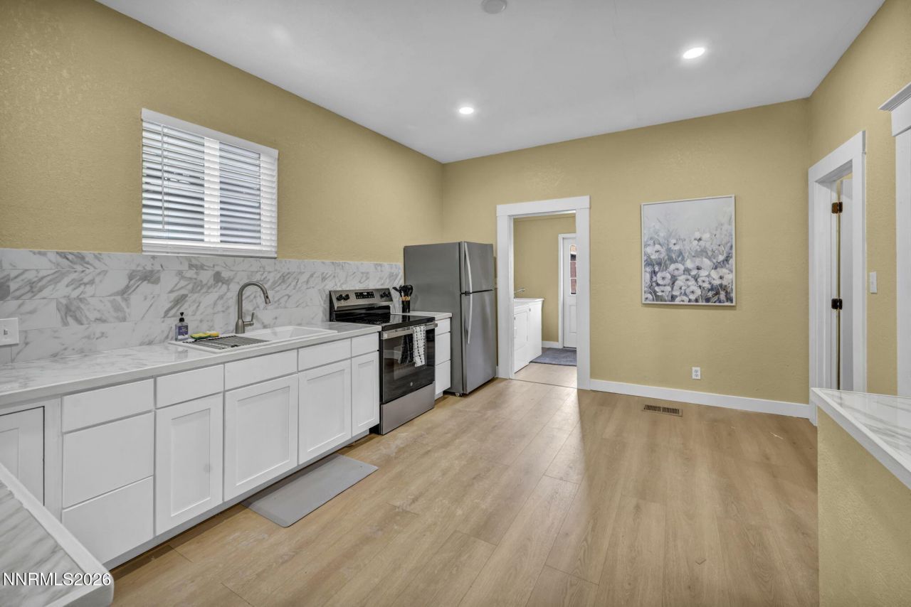 33 W 8th Street, Reno, NV 89503 Photo