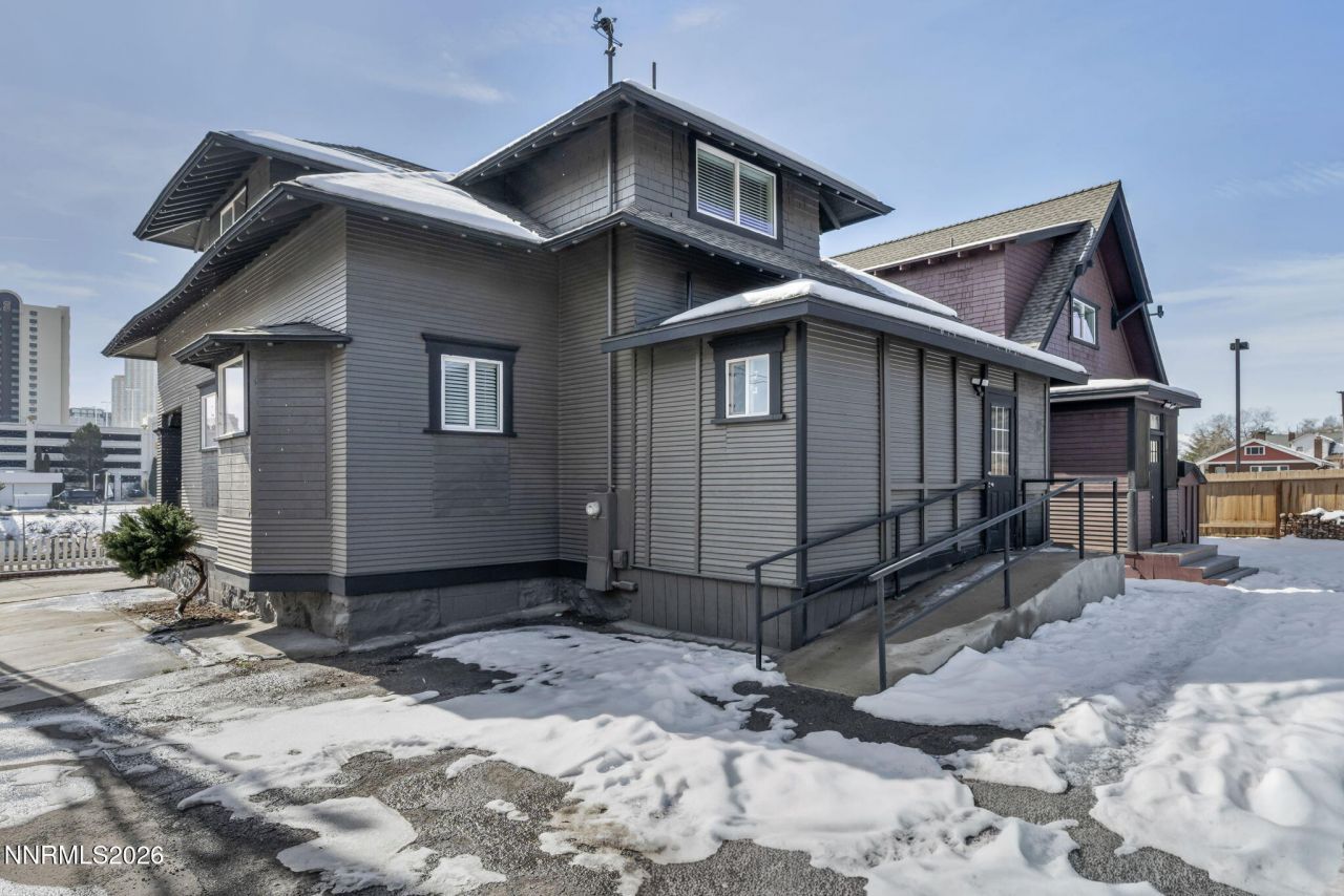 33 W 8th Street, Reno, NV 89503 Photo