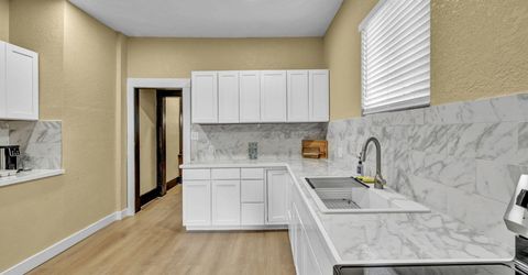 33 W 8th Street, Reno, NV 89503 Photo