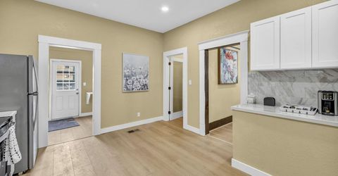 33 W 8th Street, Reno, NV 89503 Photo