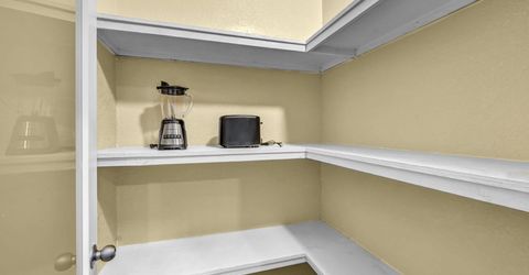 33 W 8th Street, Reno, NV 89503 Photo