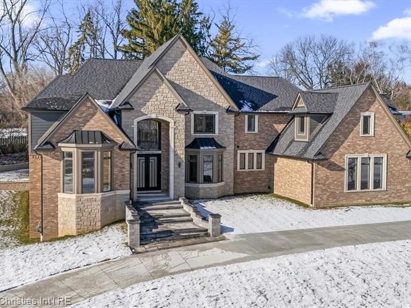 3080 Chickering Court, Bloomfield Hills, MI 48302