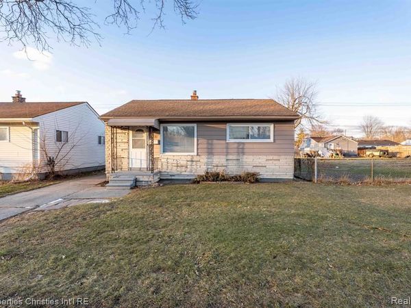 1431 E Meyers Avenue , Hazel Park, MI 48030