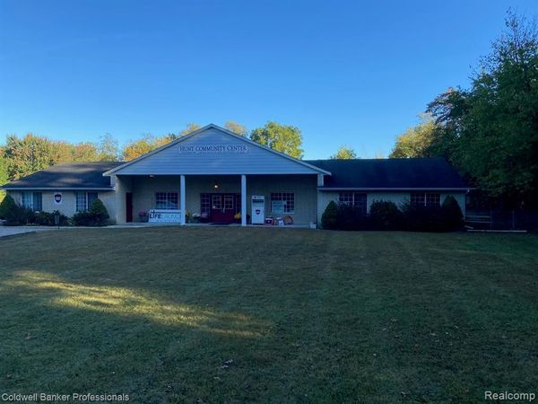 1284 Turrill Road, Lapeer Twp, MI 48446