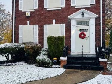 5966 Eastlawn Street, Detroit, MI 48213